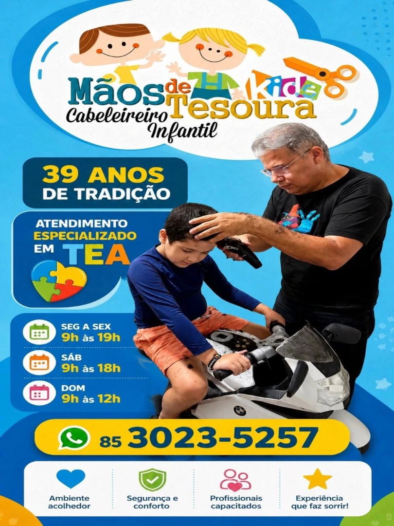 Waldemir Silva atendendo criança